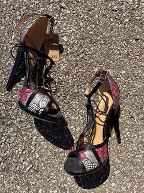 Alba Black and Red Lace-Up Platform Heels